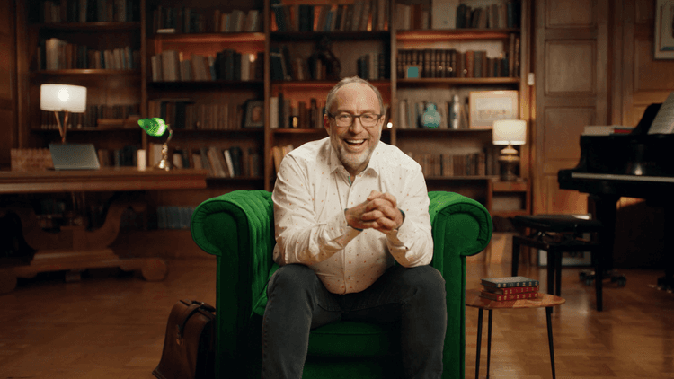 Jimmy Wales’ Life and Career as a Founder of Wikipedia